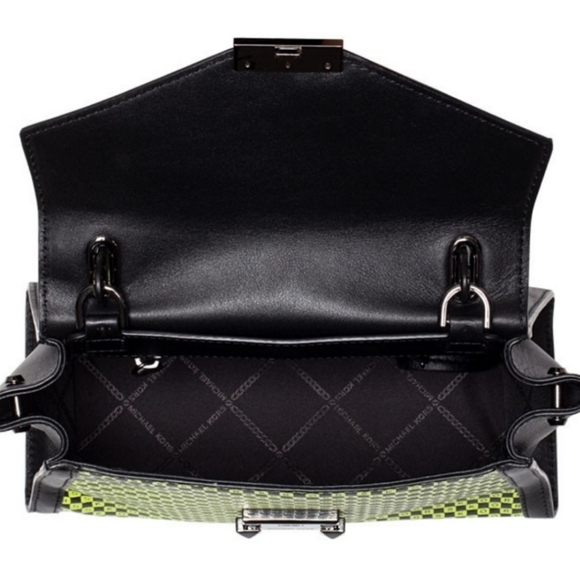 ⚠️LAST 1⚠️ Michael Kors Whitney MD Checkerboard Satchel - Picture 8 of 10